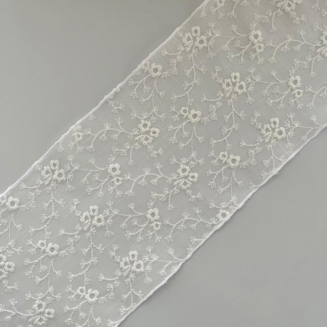 半衿 白 綿麻 つる花の刺繍 コットンリネン 半襟 綿麻レース オールシーズン