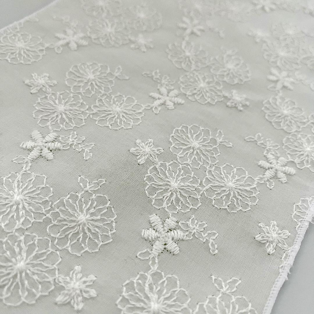 半衿 花飾りのコットンレース 刺繍 白 半襟 洗える エンブロイダリー