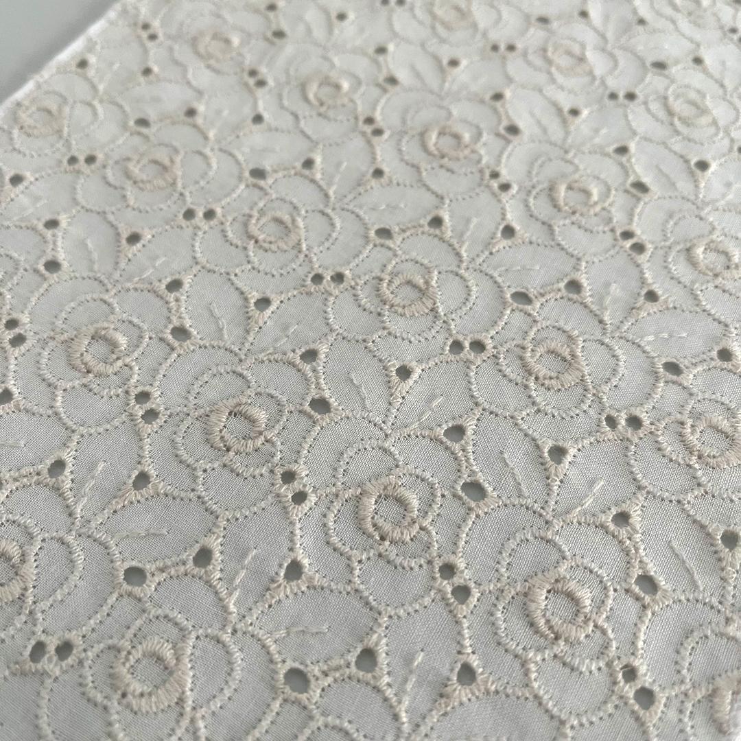 半衿 カメリア刺繍 コットンレース 半襟 キナリ 花 エクリュ エンブロイダリー