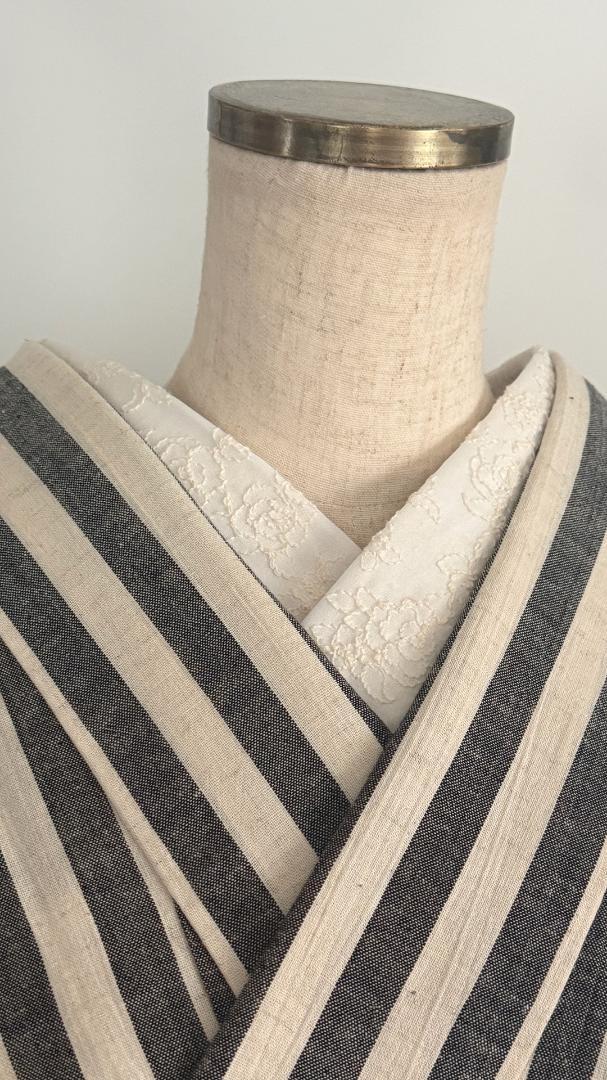 半衿 牡丹の刺繍 コットンレース オフ白 半襟 洗える エンブロイダリー きなり