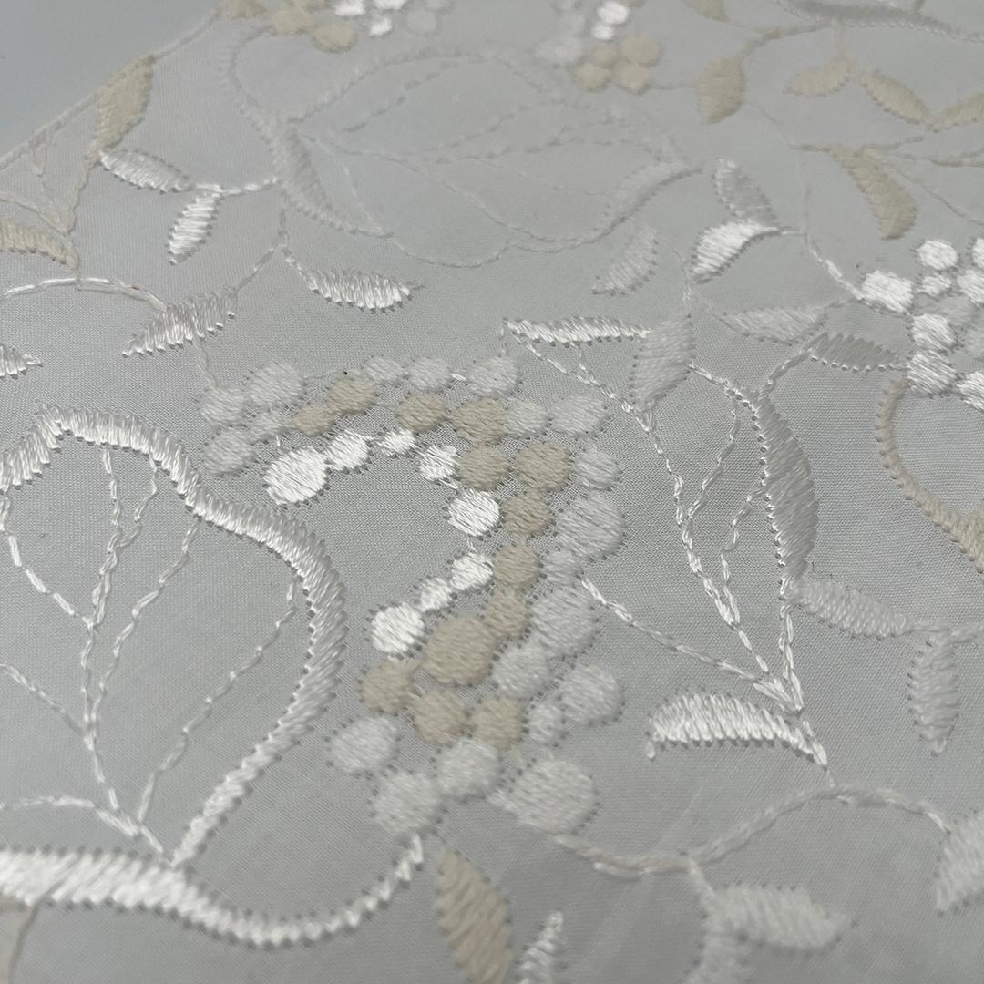 半衿 白実の万両 刺繍 コットンレース オフ白 半襟 洗える エンブロイダリー