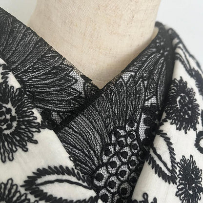 着物 単衣 瑠璃菊 モノトーン 刺繍 オフ白に黒 コットン きもの コットンレース 木綿