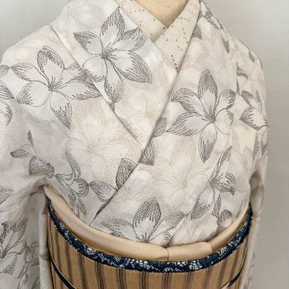 着物 単衣 2つの花刺繍 オフ コットン きもの コットンレース 木綿 ナチュラル