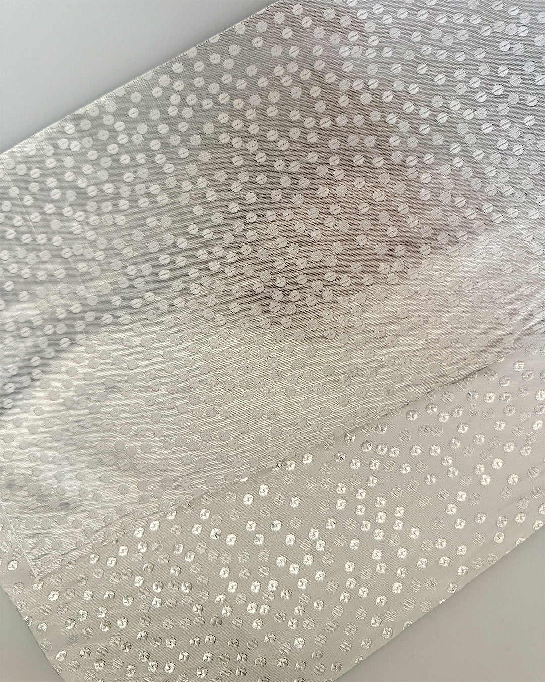 半衿 銀色小さな蓮の葉 半襟 シルバー メタリック モダン クール ユニセックス