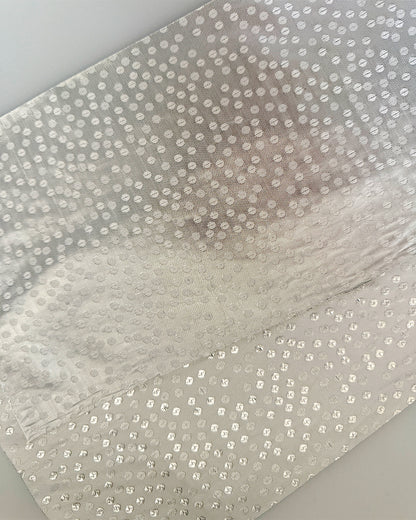 半衿 銀色小さな蓮の葉 半襟 シルバー メタリック モダン クール ユニセックス