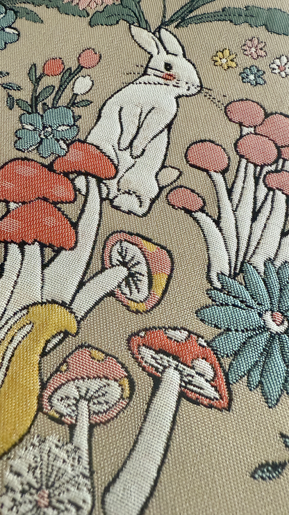 兵児帯 へこ帯 動物の森 うさぎ りす きのこ 開き 名古屋帯 ベージュ