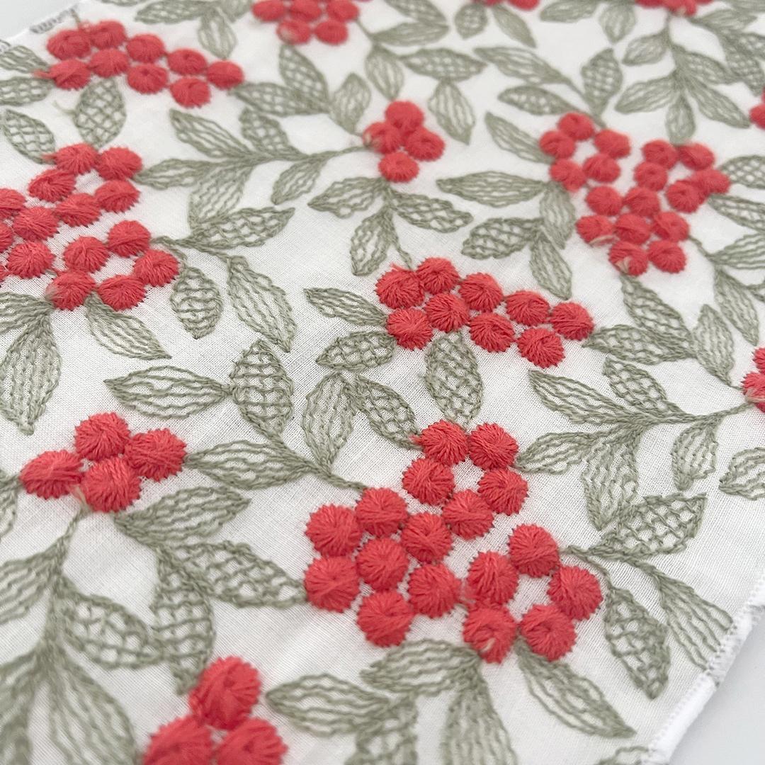 半衿 朱の実 刺繍のコットンレース 南天 ナンテン 半襟 洗える 綿レース 花