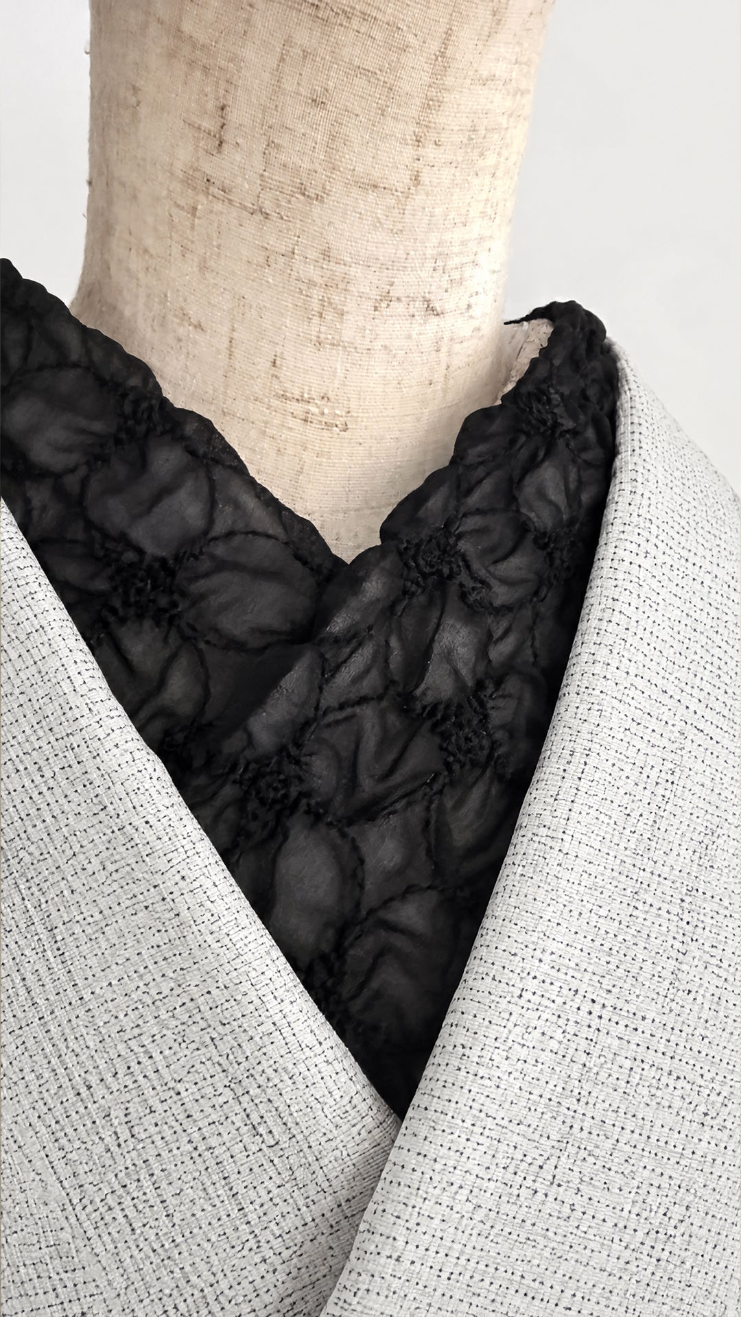 半衿 花七宝の刺繍 シフォン・ノワール 黒 半襟 成人式
