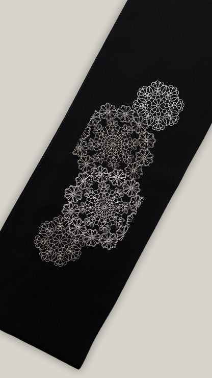 半衿 菊てまり 刺繍 黒 銀 半襟 成人式