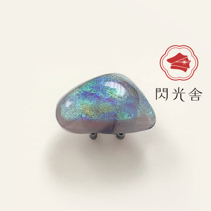 ガラスの帯留め 淡いピンク オーロラ 2398