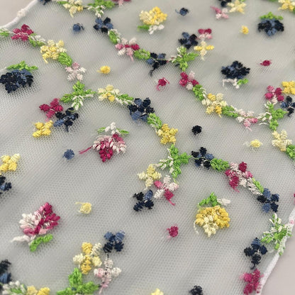 半衿 花の刺繍のチュール 半襟 薄緑 かわいい カジュアル オールシーズン