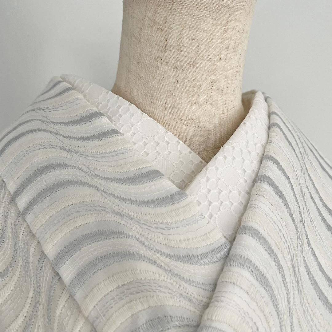 単衣着物 流線の銀刺繍 コットンレース 流水 たてわく 立湧 立涌 きもの