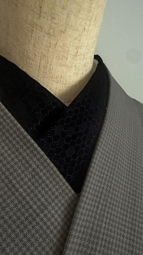 半衿 ビーハイブ オニキスブラック 黒 ハニカム 紋織り モダン リバーシブル