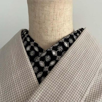 【訳あり】半衿 星と十三夜月の刺繍 黒にシャンパンゴールド ハンドメイド 半襟 レース
