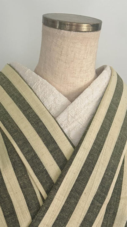 半衿 アラベスク刺繍 コットンレース オフ白 半襟 洗える エンブロイダリー