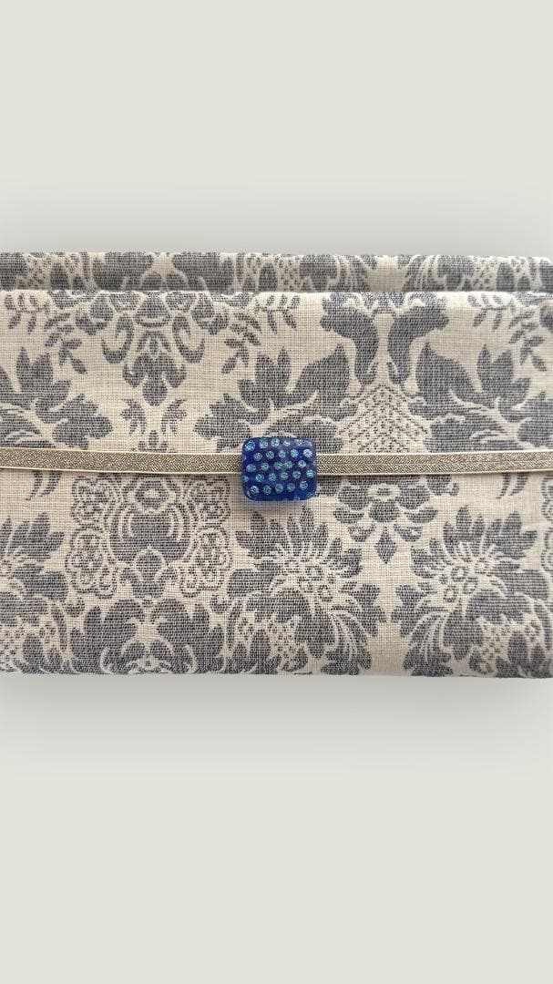 瑠璃色ガラスの帯留め 青 ドット 水玉 2259