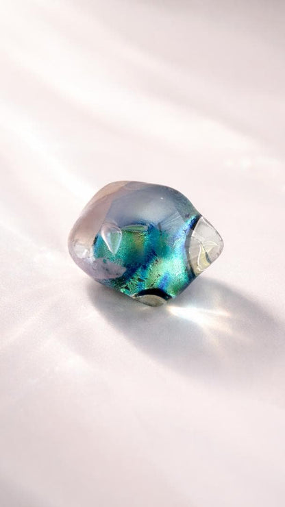 ガラスの帯留め 碧 オーロラ 透明感 氷 雫 着物 2259