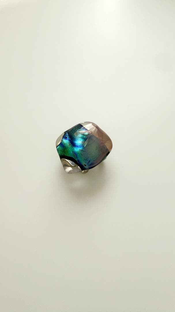 ガラスの帯留め 碧 オーロラ 透明感 氷 雫 着物 2259